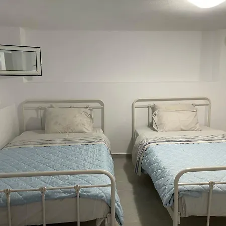 Antilio * Chrisi Akti (Paros)